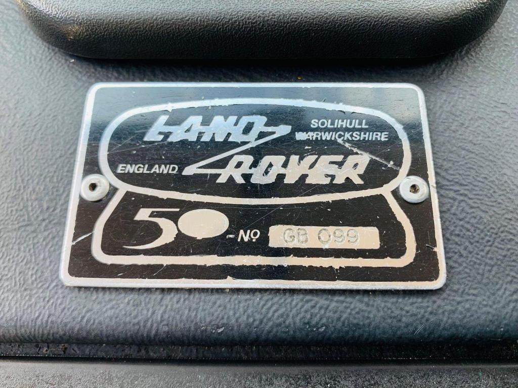 LAND ROVER DEFENDER 90