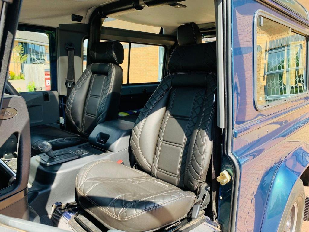 LAND ROVER DEFENDER 90