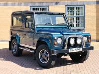 LAND ROVER DEFENDER 90