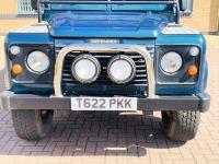 LAND ROVER DEFENDER 90