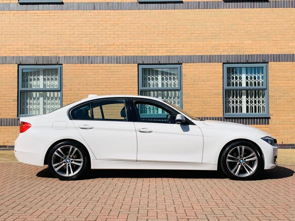 BMW 3 SERIES