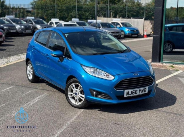 FORD FIESTA 1.0T EcoBoost Zetec Powershift Euro 6 5dr