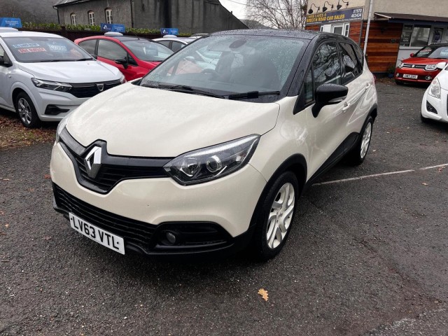 RENAULT CAPTUR