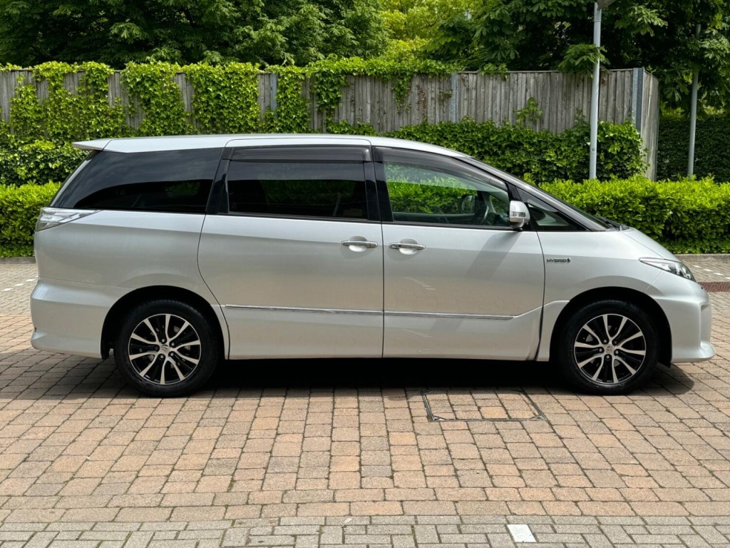 TOYOTA ESTIMA
