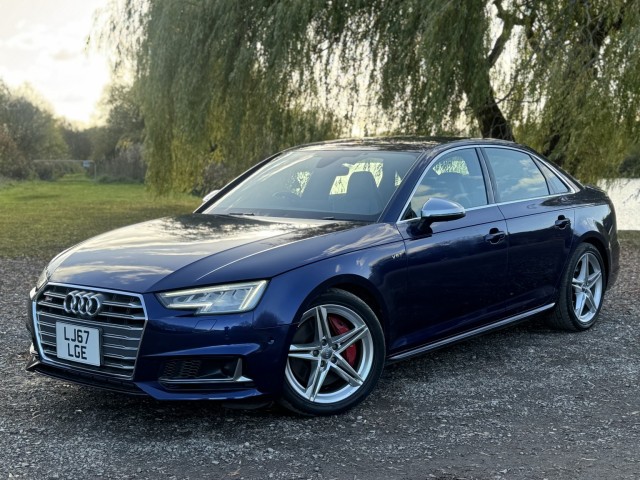AUDI S4 3.0 TFSI V6