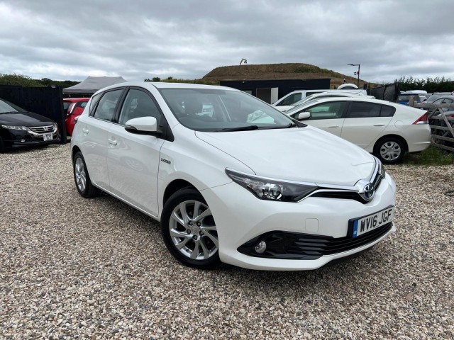 TOYOTA AURIS 1.8 VVT-h Business Edition CVT Euro 6 (s/s) 5dr