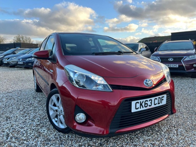 TOYOTA YARIS 1.5 VVT-h T Spirit CVT Euro 5 5dr
