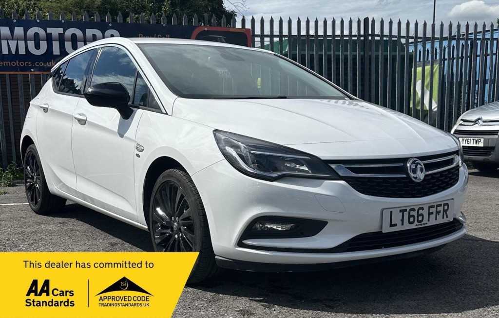 VAUXHALL ASTRA 1.4i Turbo Elite Nav Euro 6 5dr