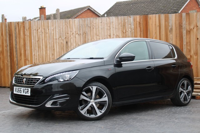 PEUGEOT 308 1.2 PureTech GT Line