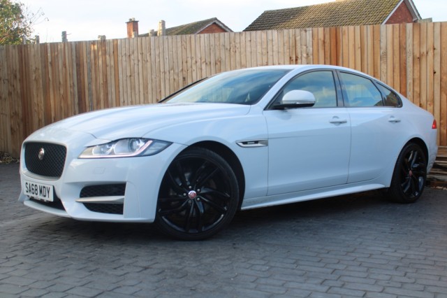 JAGUAR XF 2.0 d R-Sport