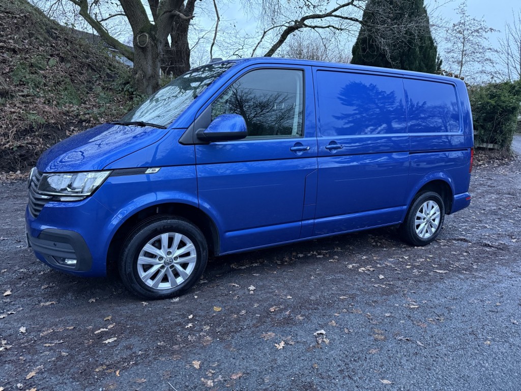 VOLKSWAGEN TRANSPORTER 2.0 TDI T28 Highline