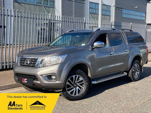 NISSAN NAVARA