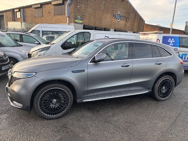 MERCEDES-BENZ EQC EQC 400 80kWh AMG Line