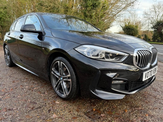 BMW 1 SERIES