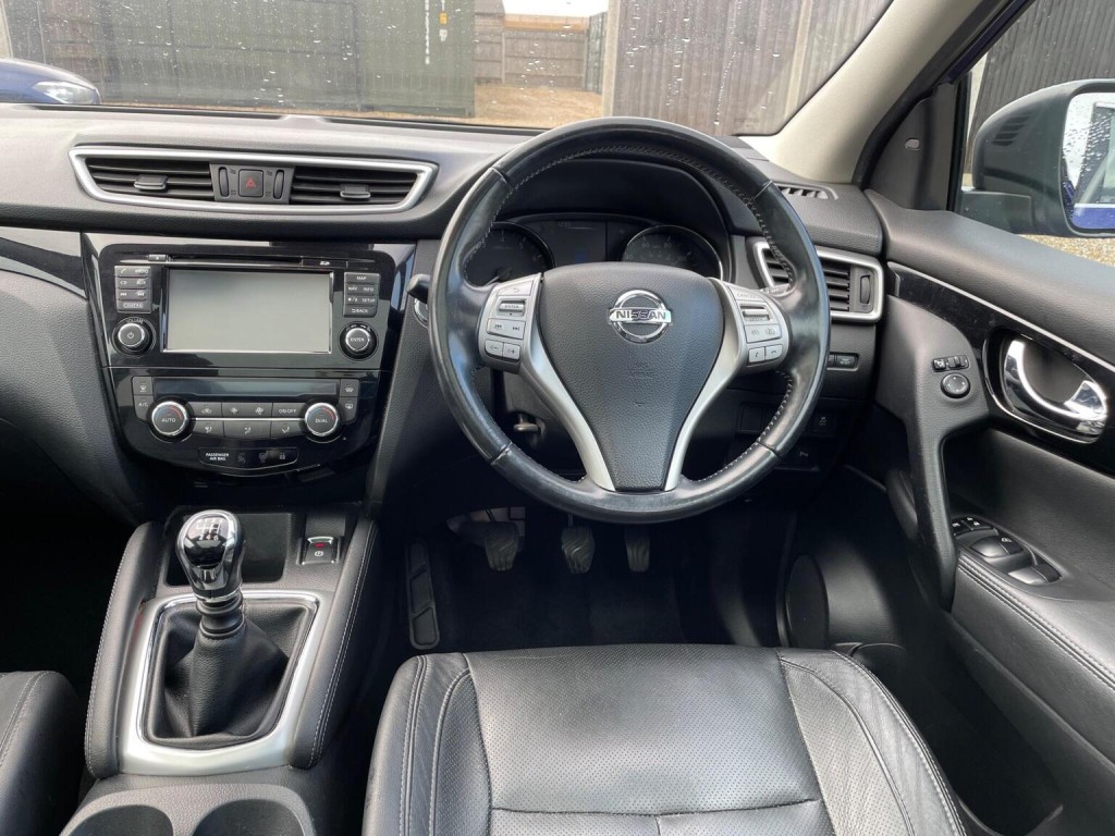 NISSAN QASHQAI