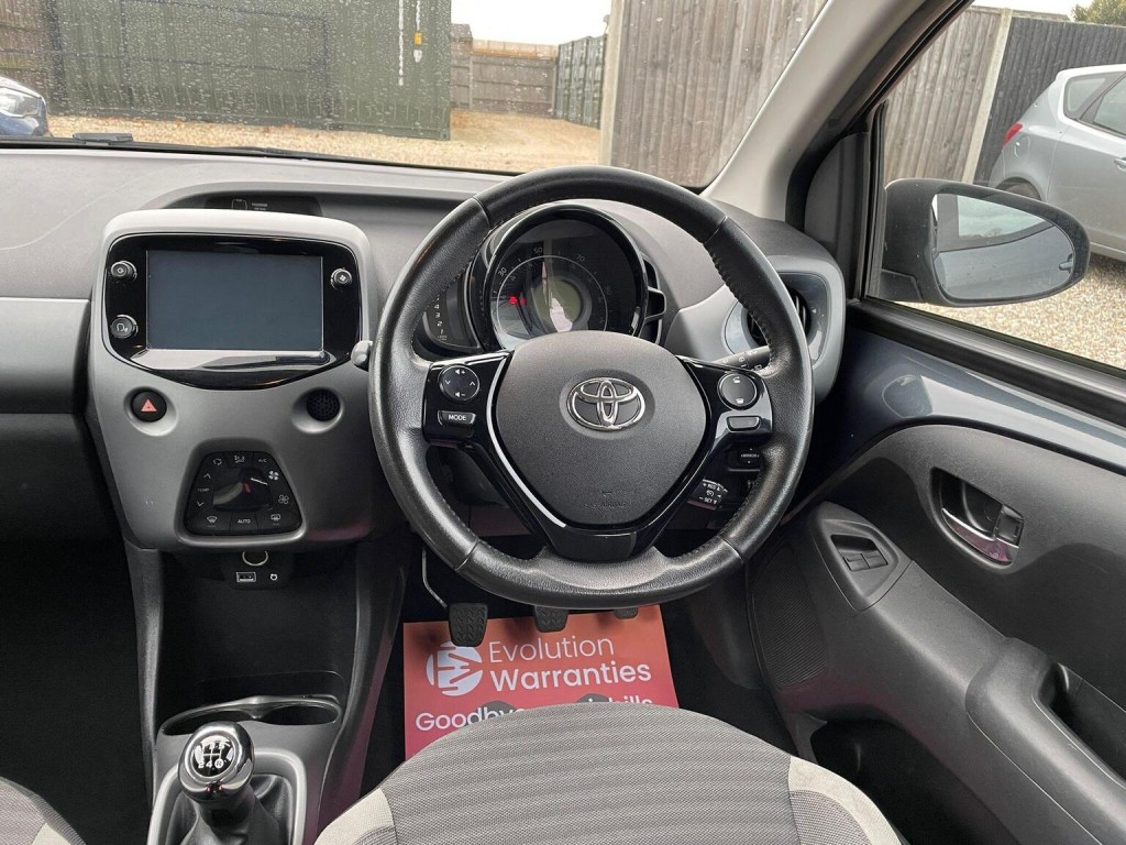 TOYOTA AYGO