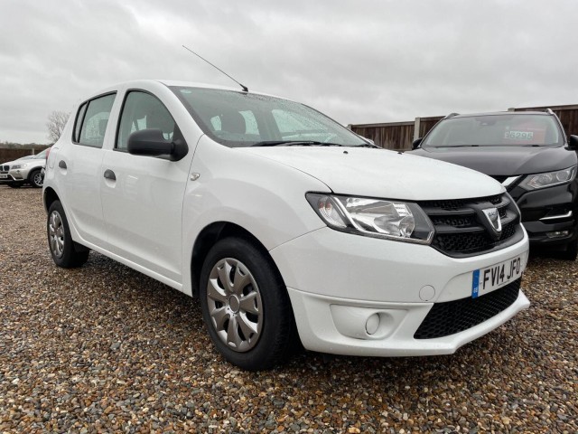 DACIA SANDERO
