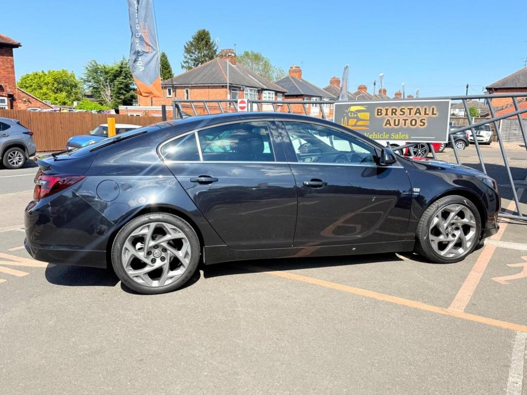VAUXHALL INSIGNIA