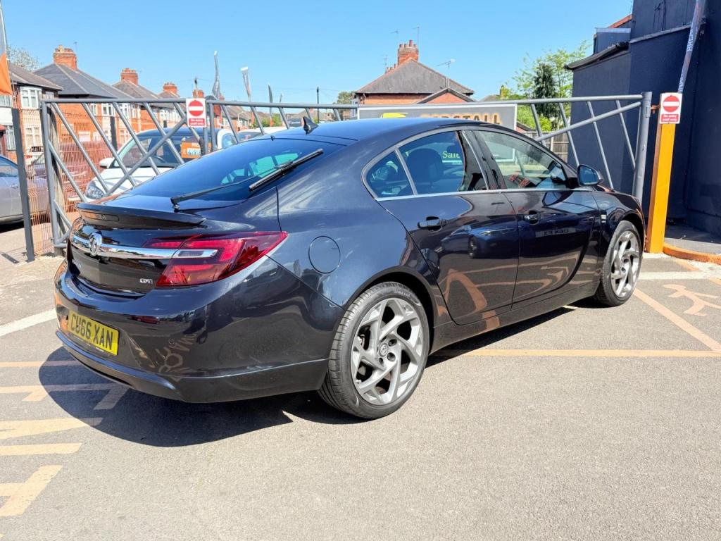 VAUXHALL INSIGNIA