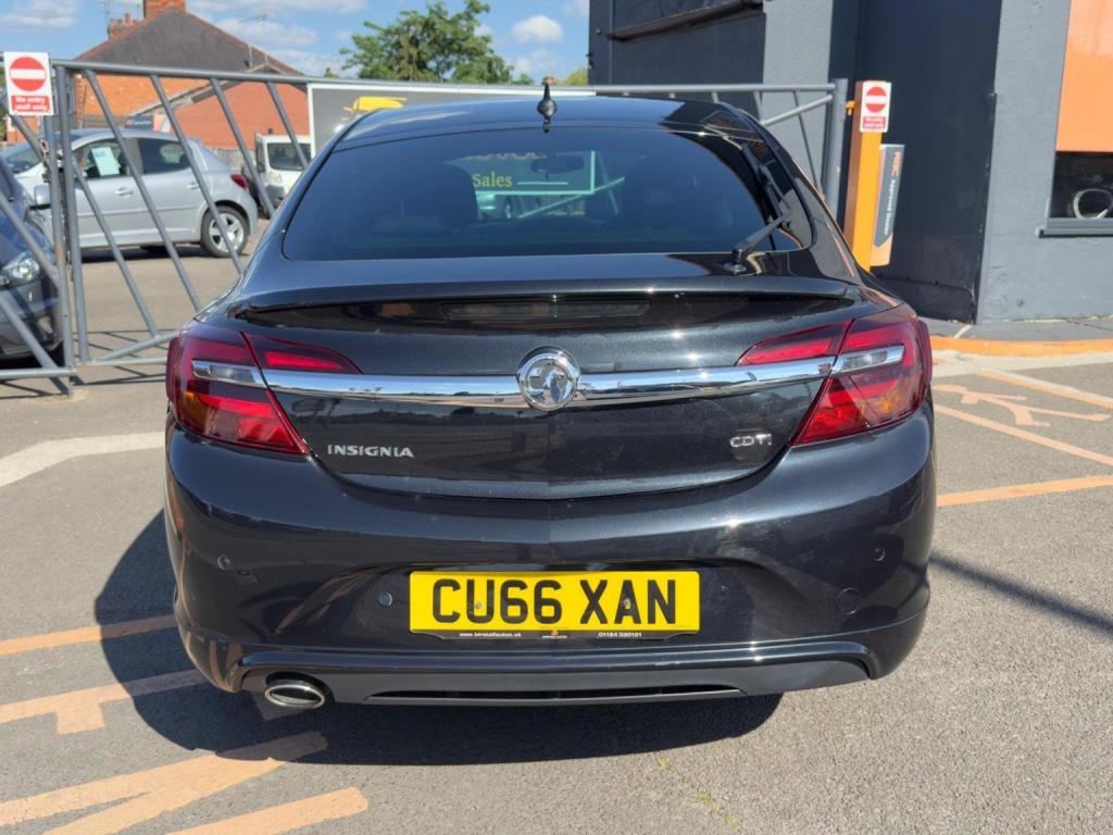 VAUXHALL INSIGNIA