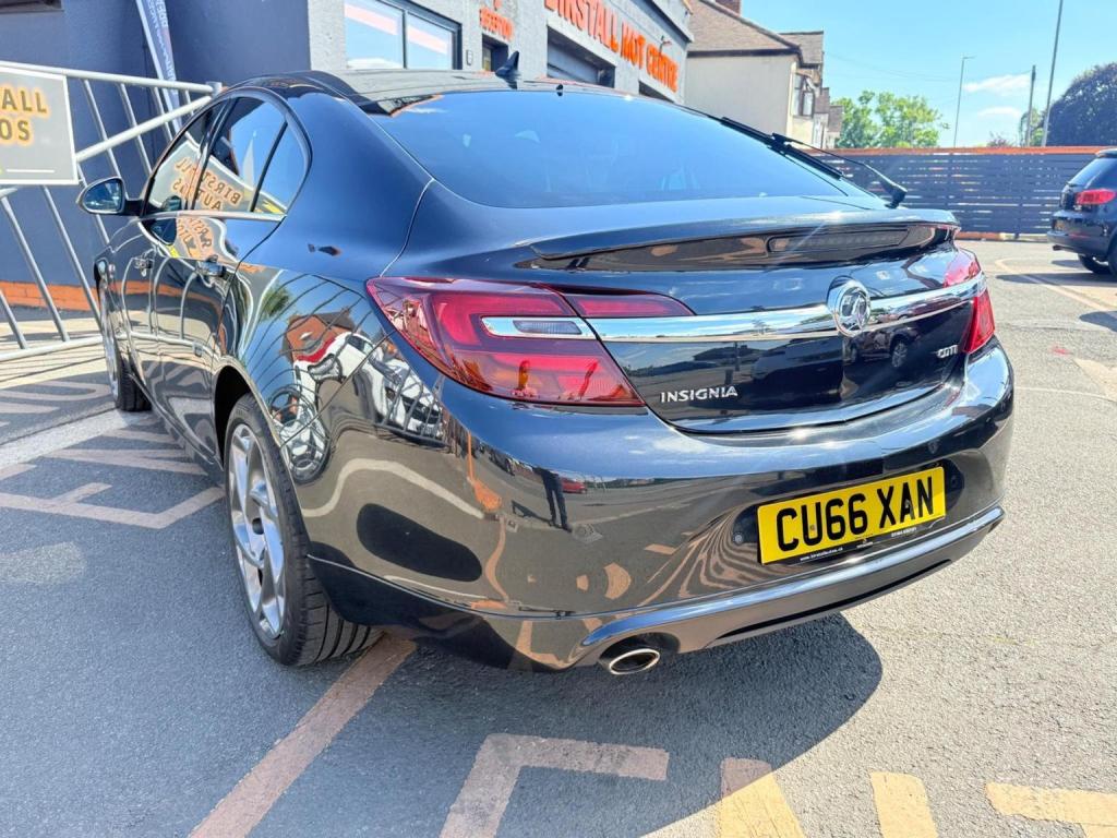 VAUXHALL INSIGNIA