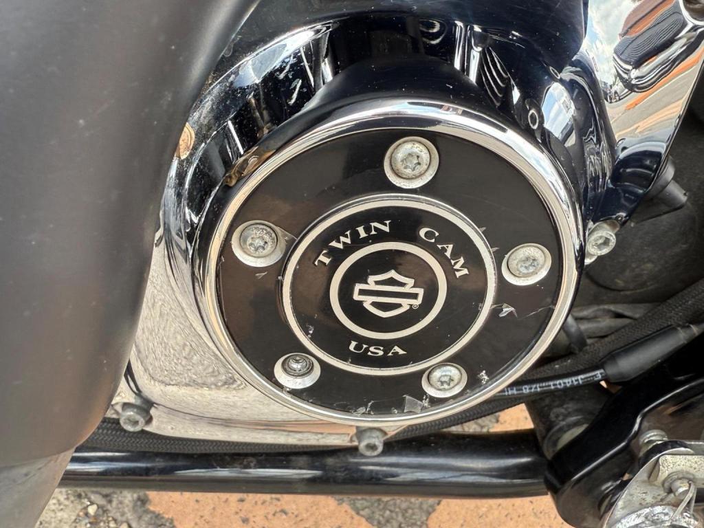 HARLEY-DAVIDSON Softail