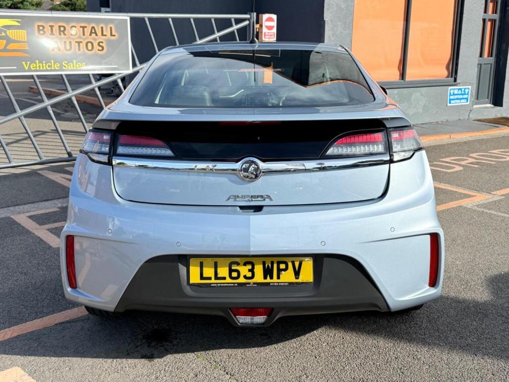 VAUXHALL AMPERA