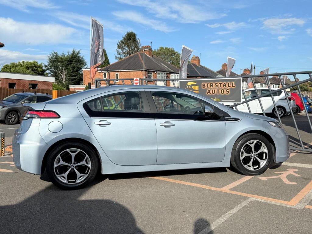 VAUXHALL AMPERA