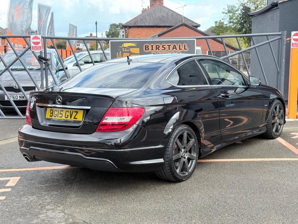 MERCEDES-BENZ C CLASS