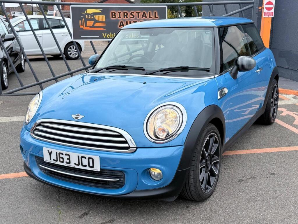 MINI HATCH