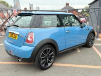 MINI HATCH