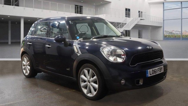 MINI COUNTRYMAN