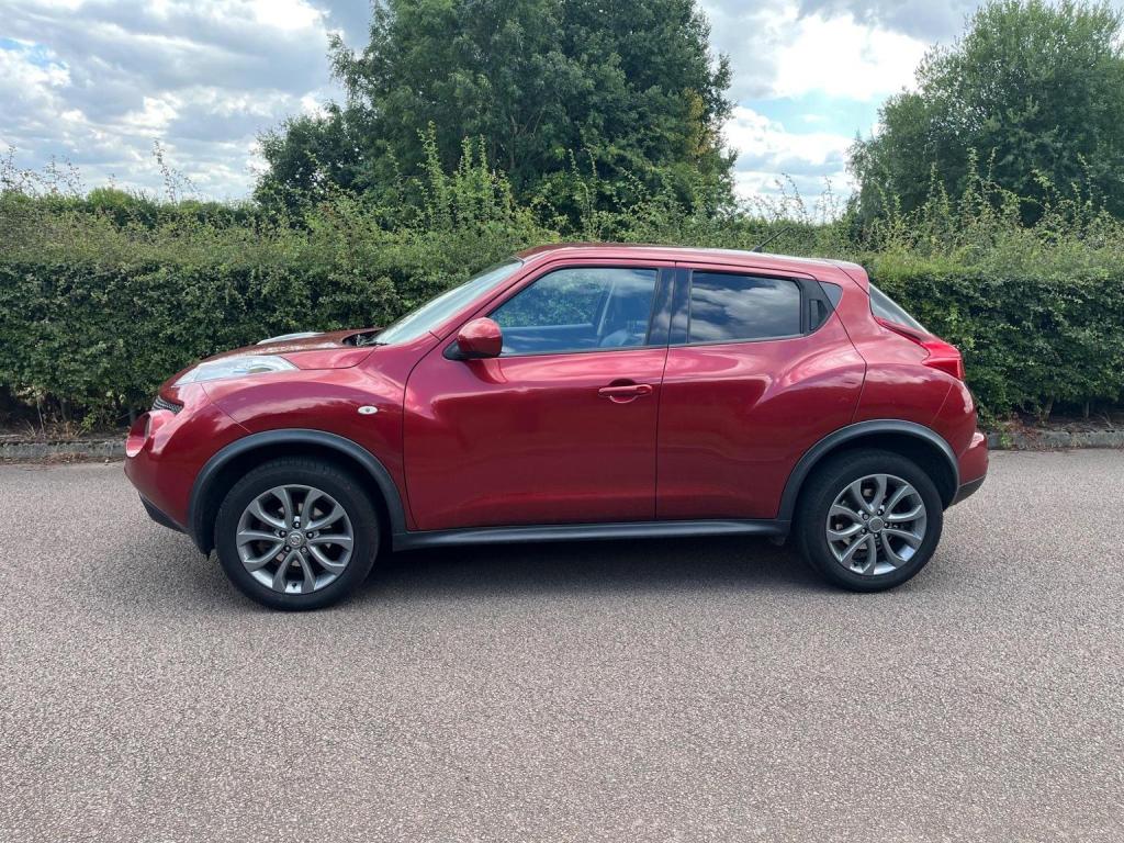 NISSAN JUKE