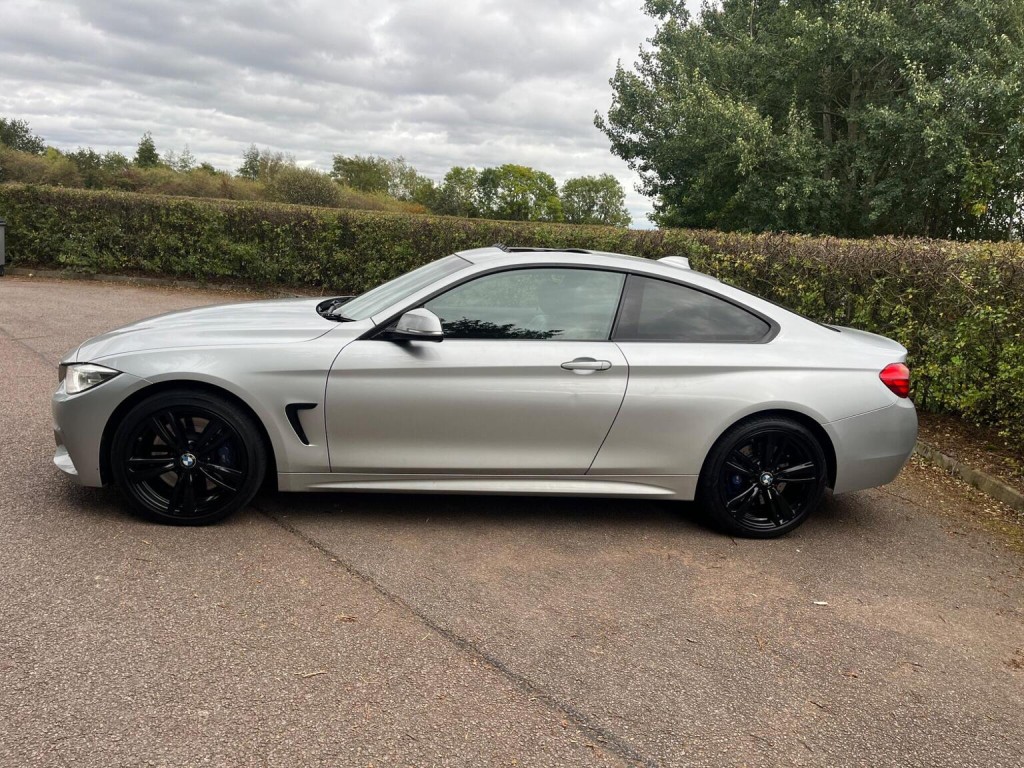 BMW 4 SERIES