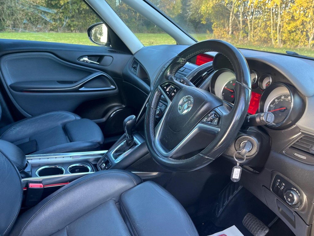 VAUXHALL ZAFIRA TOURER