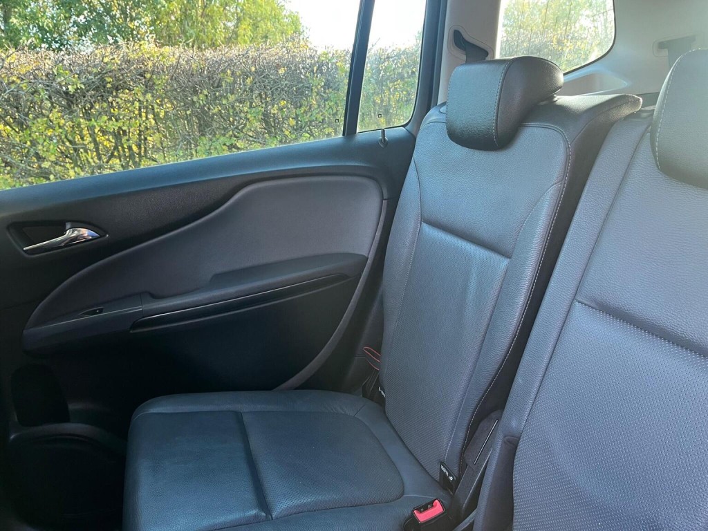 VAUXHALL ZAFIRA TOURER