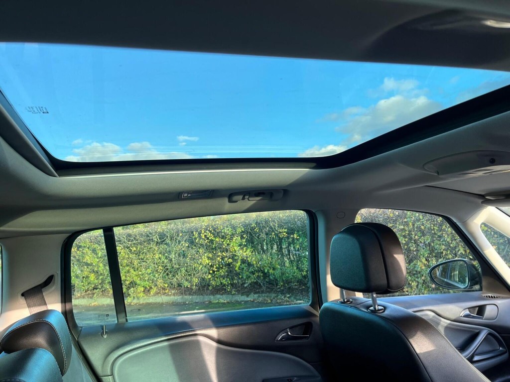 VAUXHALL ZAFIRA TOURER