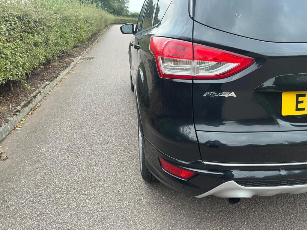 FORD KUGA