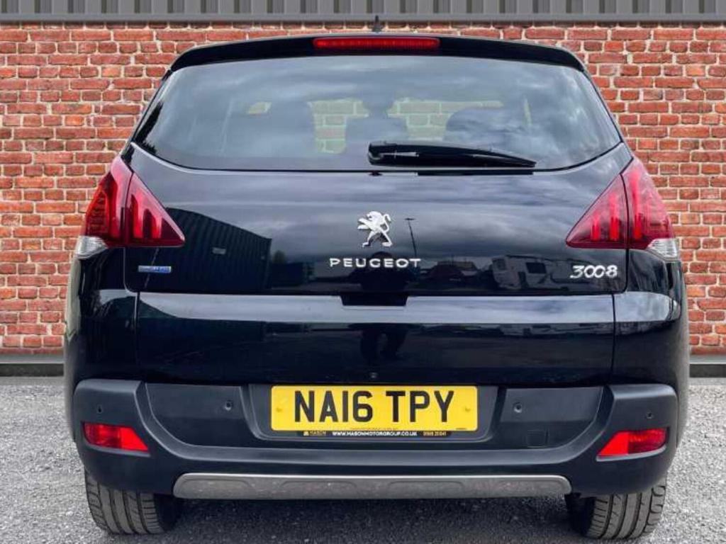 PEUGEOT 3008