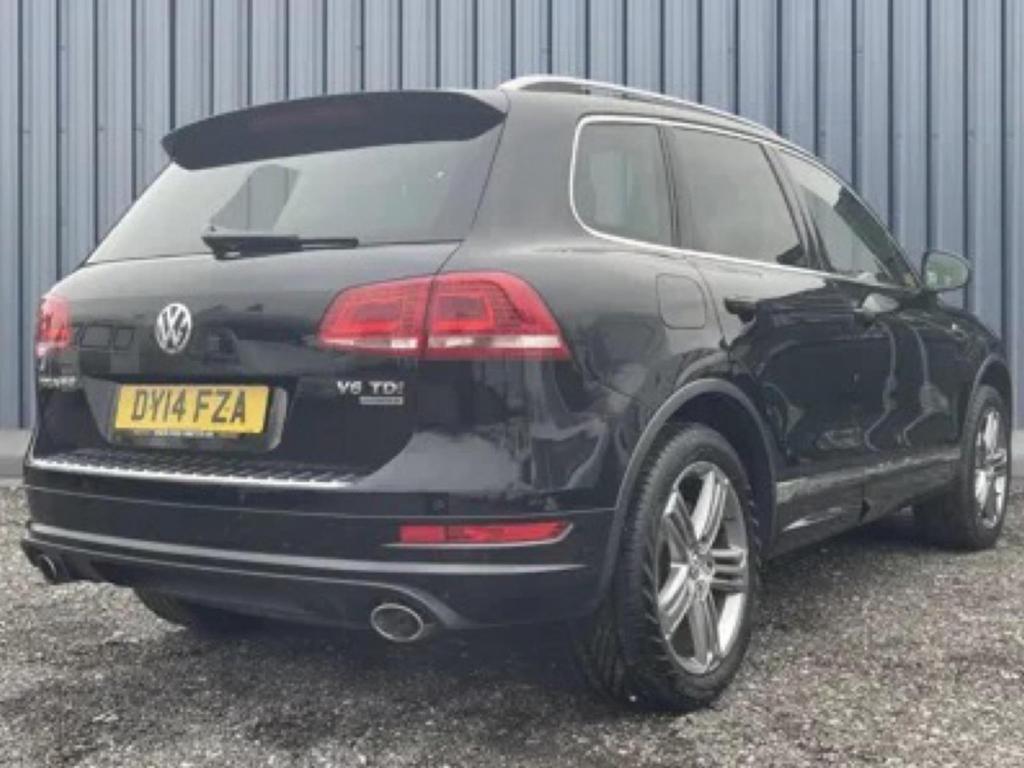 VOLKSWAGEN TOUAREG