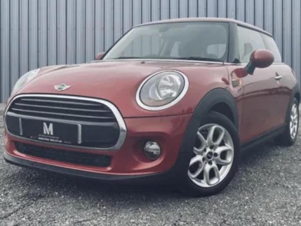 MINI HATCH