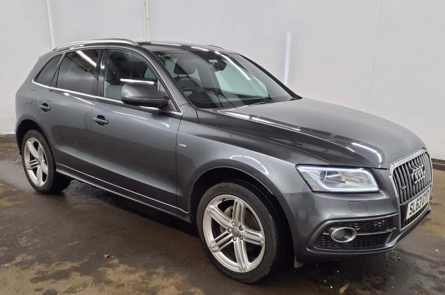 AUDI Q5