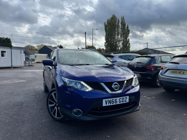 NISSAN QASHQAI 1.6 DIG-T Tekna 2WD Euro 6 (s/s) 5dr