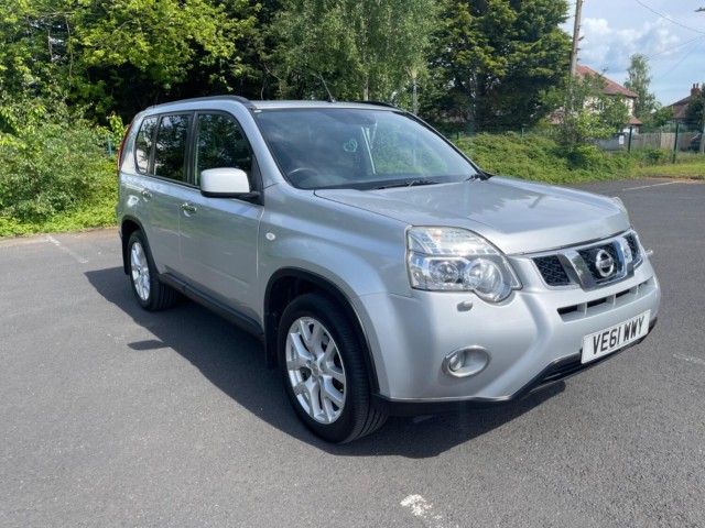 NISSAN X-TRAIL