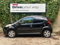 PEUGEOT 107