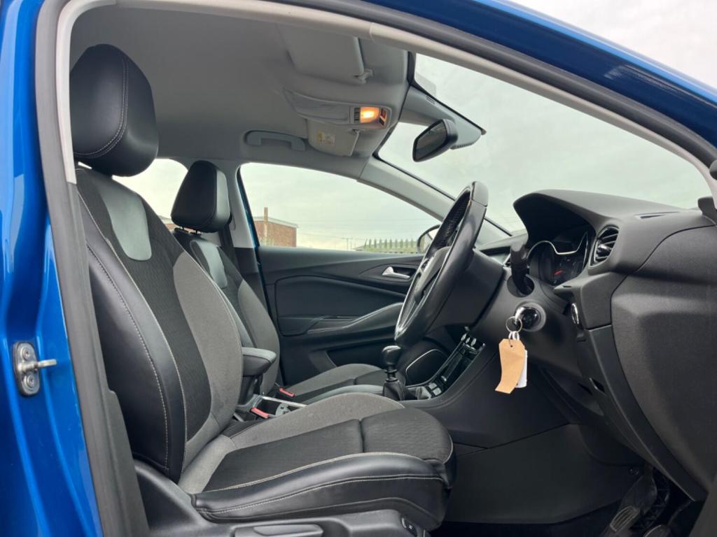 VAUXHALL GRANDLAND X