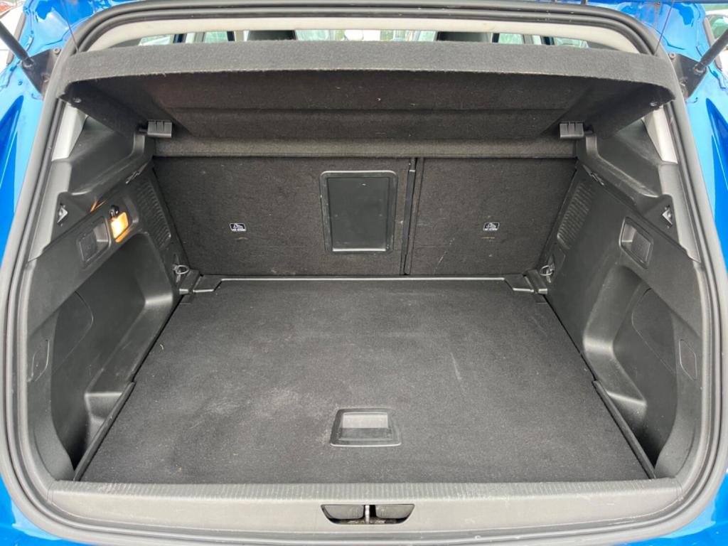 VAUXHALL GRANDLAND X