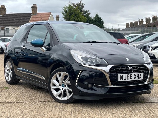 DS AUTOMOBILES DS 3 1.6 BlueHDi Prestige