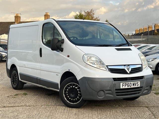 VAUXHALL VIVARO 2.0 CDTi