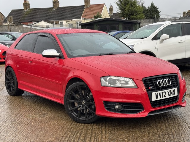 AUDI S3 2.0 TFSI Black Edition
